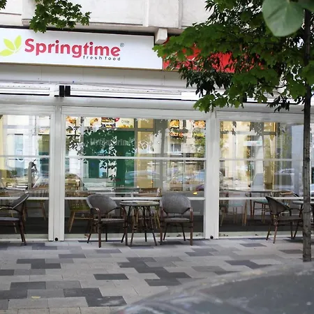 Burebista Boulevard, Premium Bucureşti