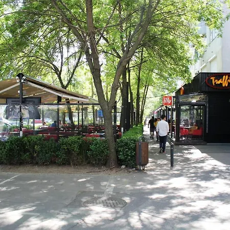 Burebista Boulevard, Premium * Bukarest