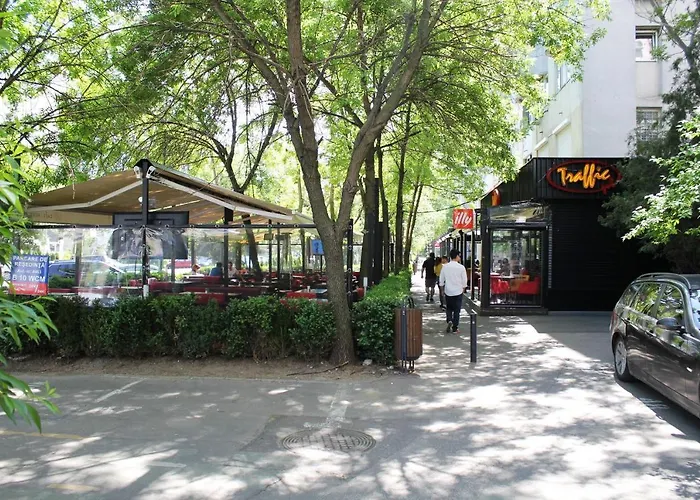 Burebista Boulevard, Premium * Bukarest